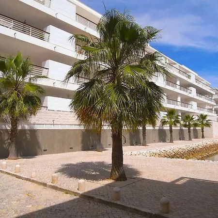 With 1 Bedroom Tatil Evi