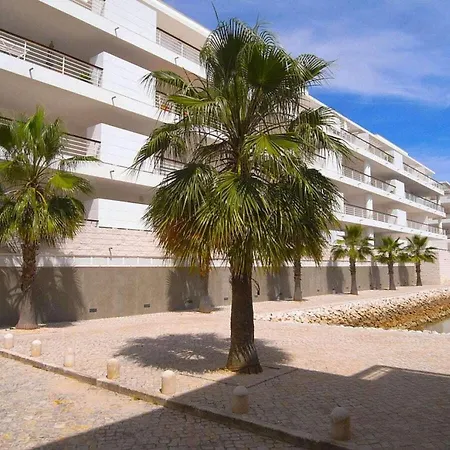 With 1 Bedroom Tatil Evi *
