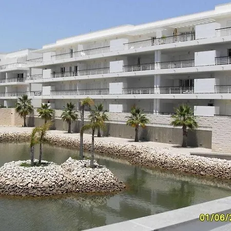 With 1 Bedroom Botel Lagos